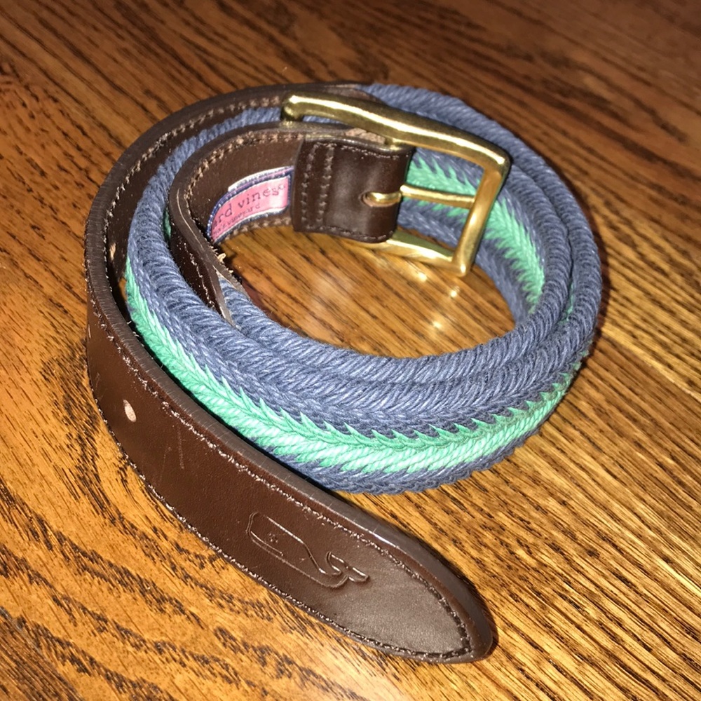 Vineyard Vine navy woven cord belt